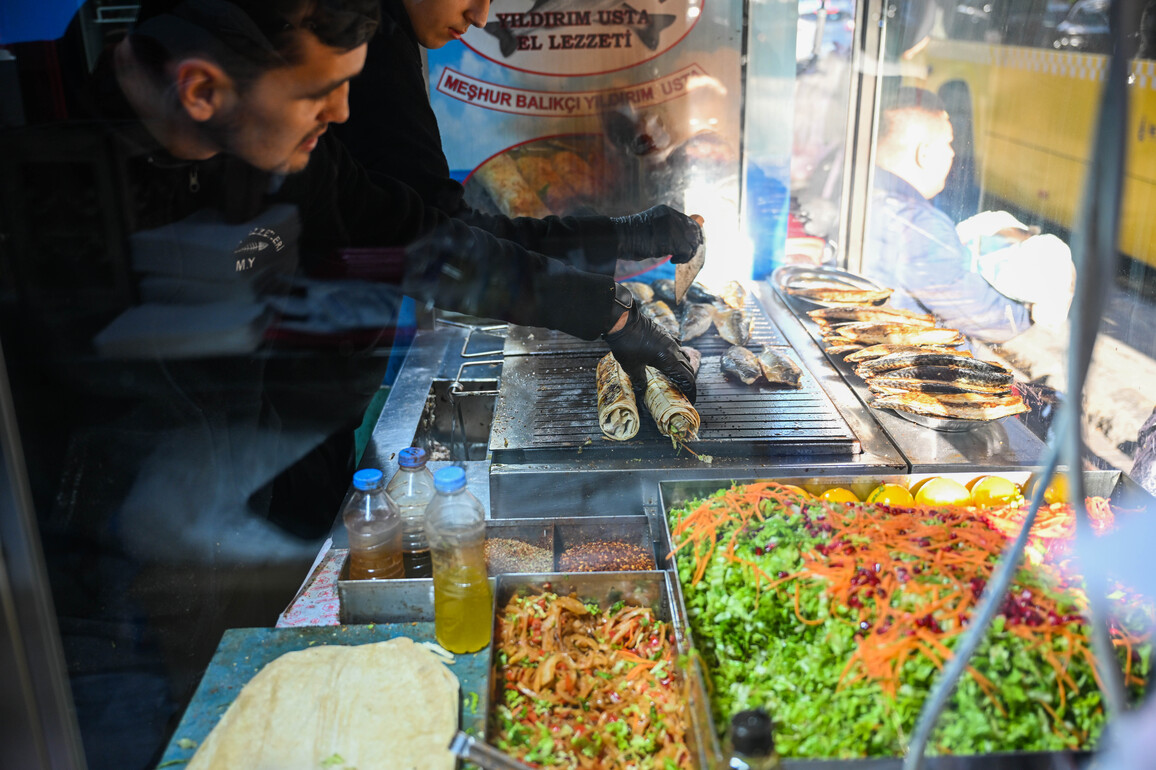 TRKIYE-ISTANBUL-STREET FOOD