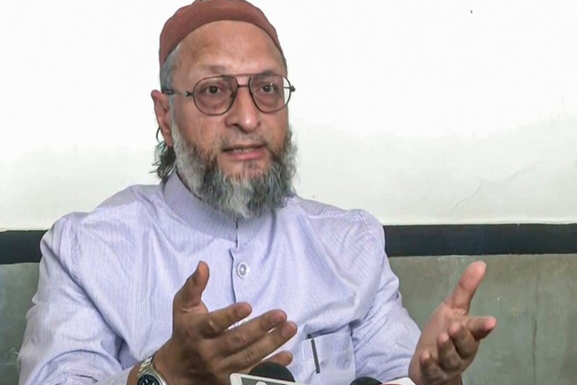 "Bullying by Buffoon-in-Chief," AIMIM Chief slams Trump for imposing additional 25 per cent tariffs on India