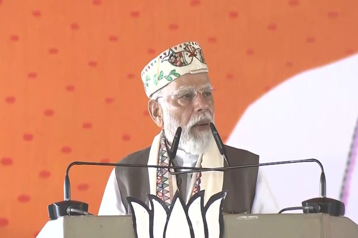 "Nayi raftar se chalega Bihar jab phir aayegi NDA Sarkar": PM Modi kickstarts his election campaign in Samastipur