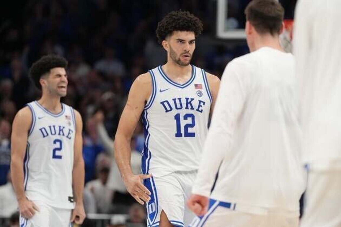 Duke shrugs off health issues, sets sights on Siena