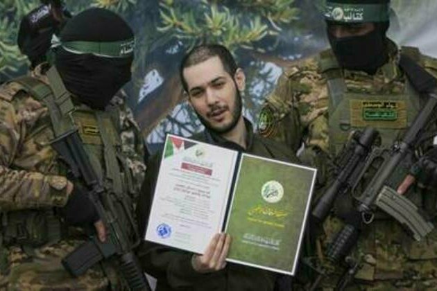 Israel delays Palestinian prisoner release over 'humiliating' hostage ceremonies