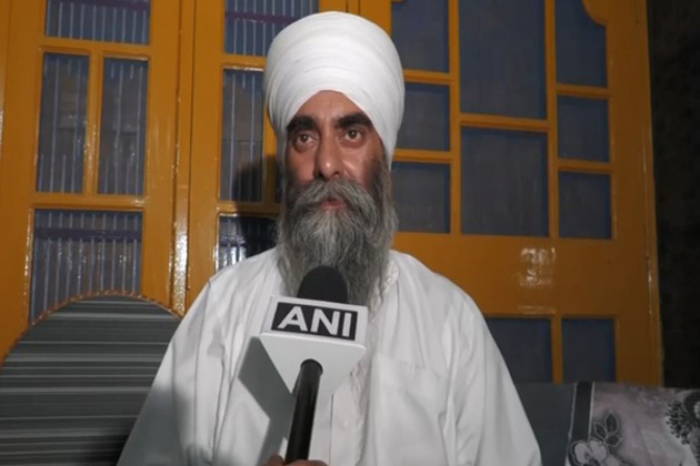 "Damage to gurdwaras, mosques, temples": Head Granthi Bhai Surender Singh on Pakistan's firing