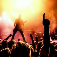 "Bayar, bayar, bayar": Bagaimana musik dapat membentuk identitas sosial dan mendorong aksi kolektif