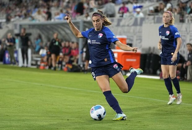 Alex Morgan (knee) out for two USWNT matches