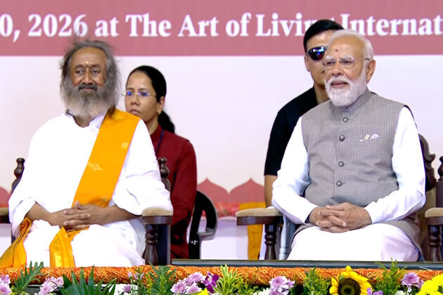Lightness, warmth, promise to build stronger India together mark much-awaited meeting between PM Modi and Gurudev Sri Sri Ravi Shankar