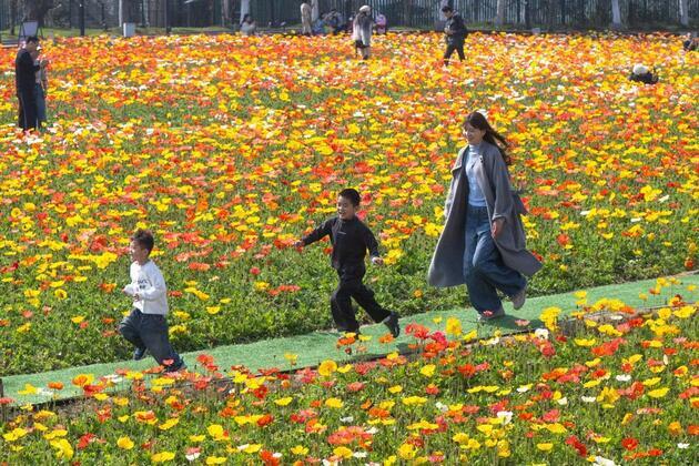 China doubles down on "investing in people" for demand-led growth