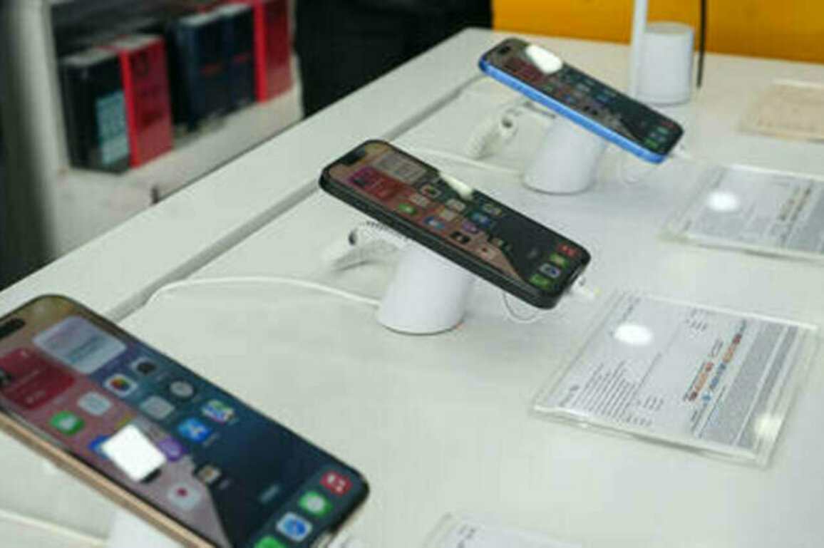 Apple to source all iPhones from India - minister