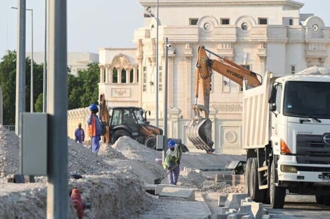 Qatar: Failure to Pay Contractors Harms Migrant Workers