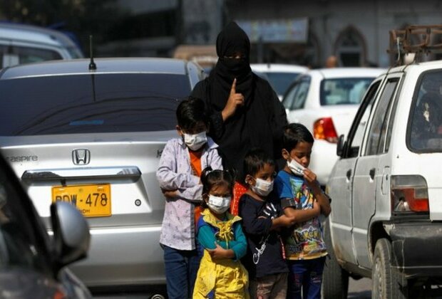 Pakistan: Five children die after drinking contaminated water from borewell in Sindh