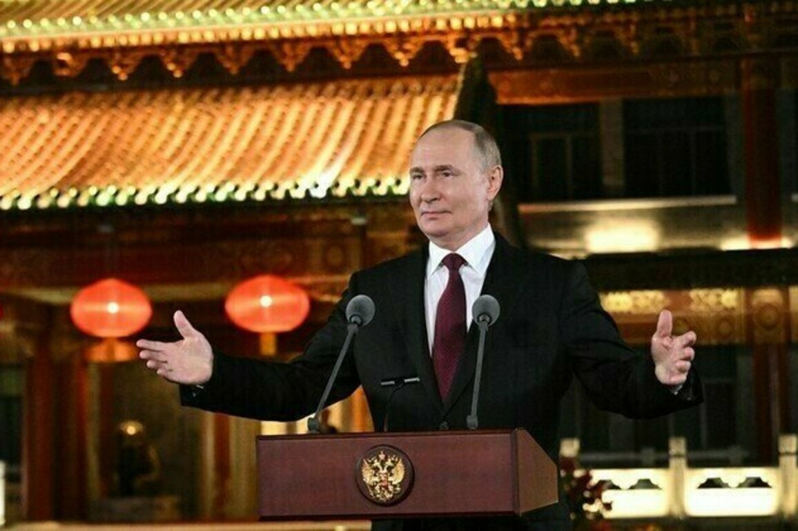 Putin hails Chinas world governance proposal