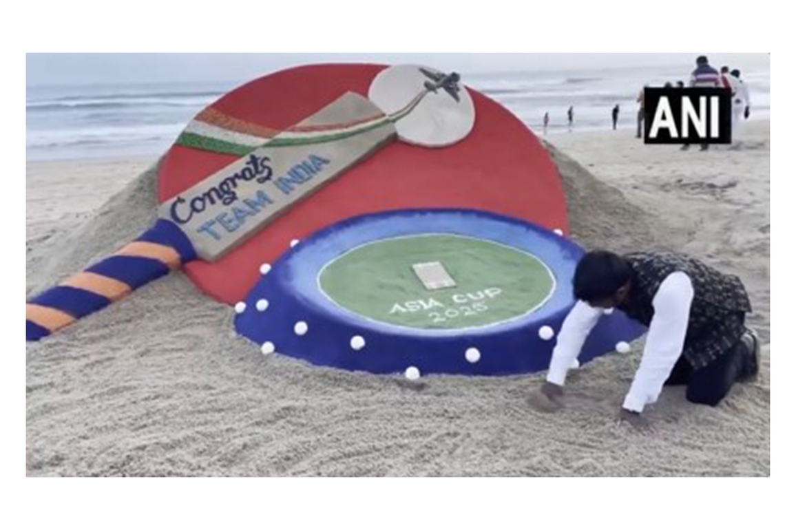 Sudarsan Pattnaik creates sand art to celebrate India's Asia Cup victory