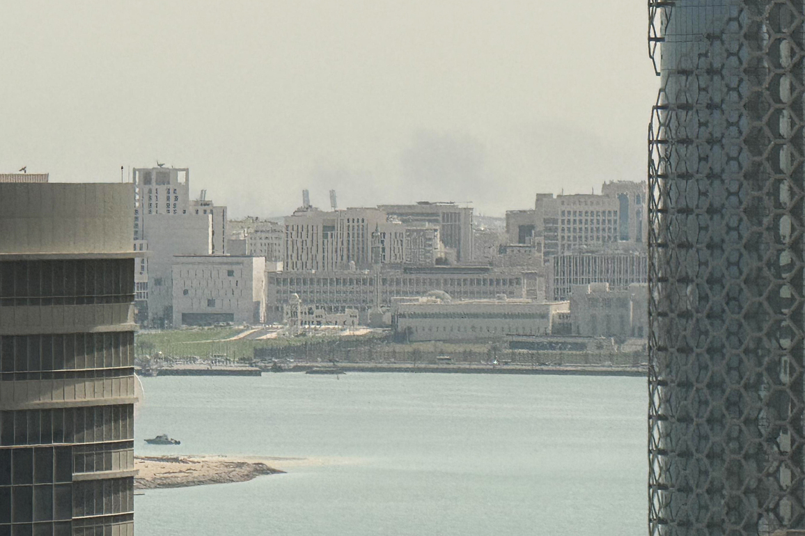 Photo Flash | New series of explosions heard in Qatari capital of Doha