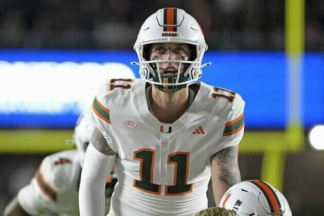 Miami's Carson Beck joins Oregon's Dante Moore atop Heisman race