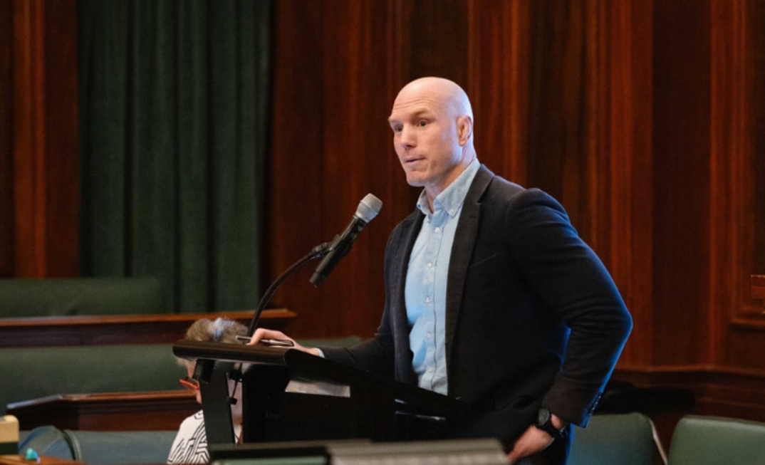 Independent Senator David Pocock
