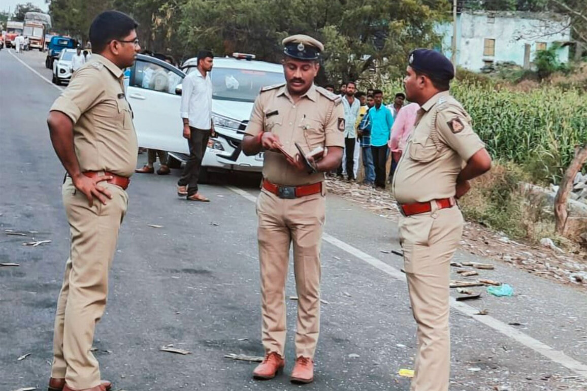 Kannada actor Mayur Patel booked for drunk driving in Bengaluru, multiple cars damaged