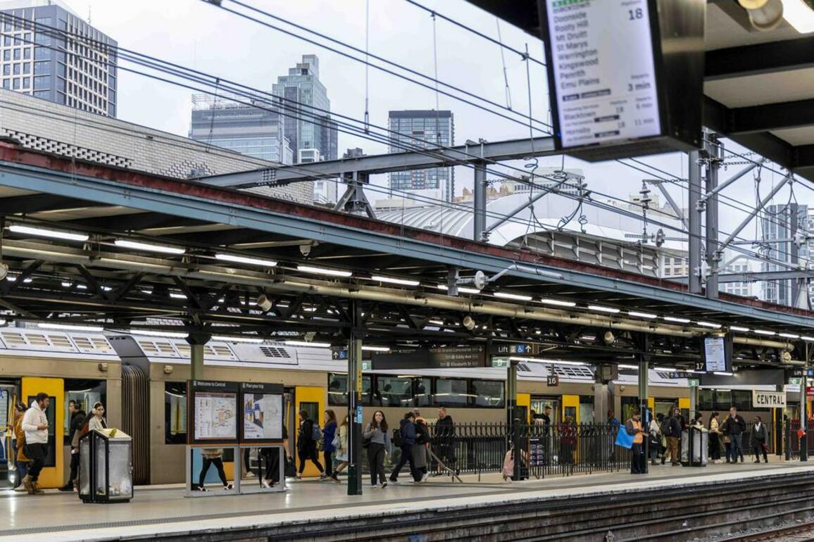 Sydney trains have resumed following an emergency incident at Artarmon