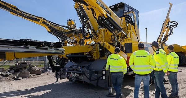 Epiroc delivers high-technology face drill rigs to Skanska in Norway