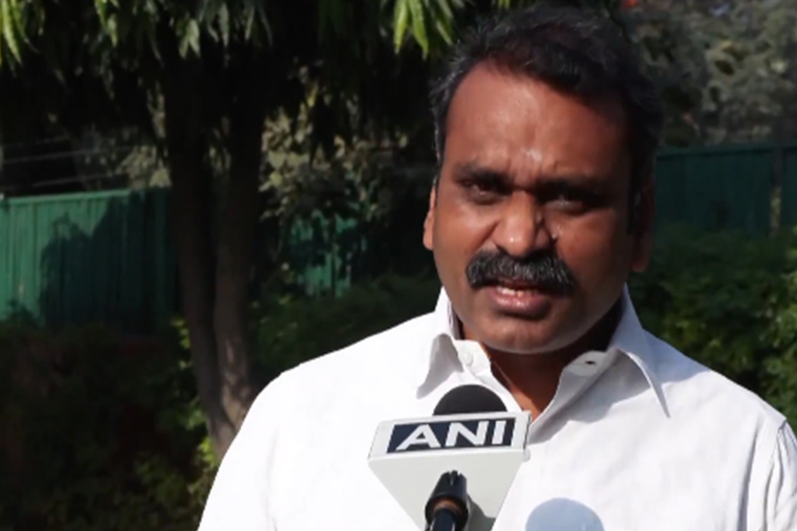 "Whatever he does is not helping him...": L Murugan on Rahul Gandhi's 'Constitution under threat' remark