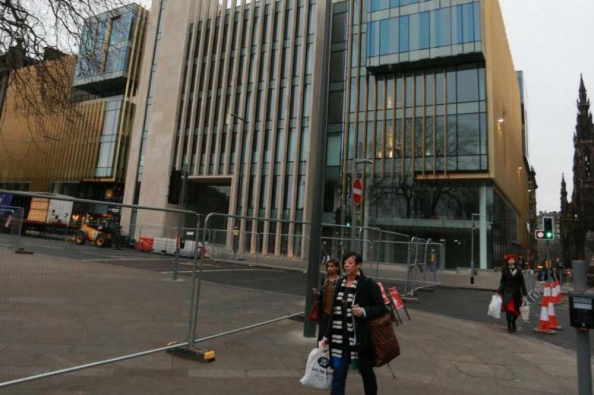 Clients pull 5.2bn from Aberdeen in first quarter hit - The Herald