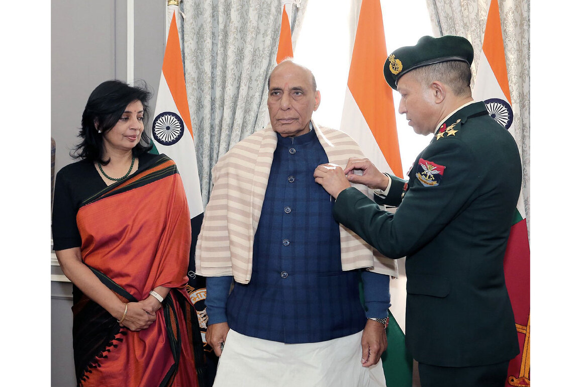 I urge everyone to contribute generously to Armed Forces Flag Day Fund: Defence Minister Rajnath Singh