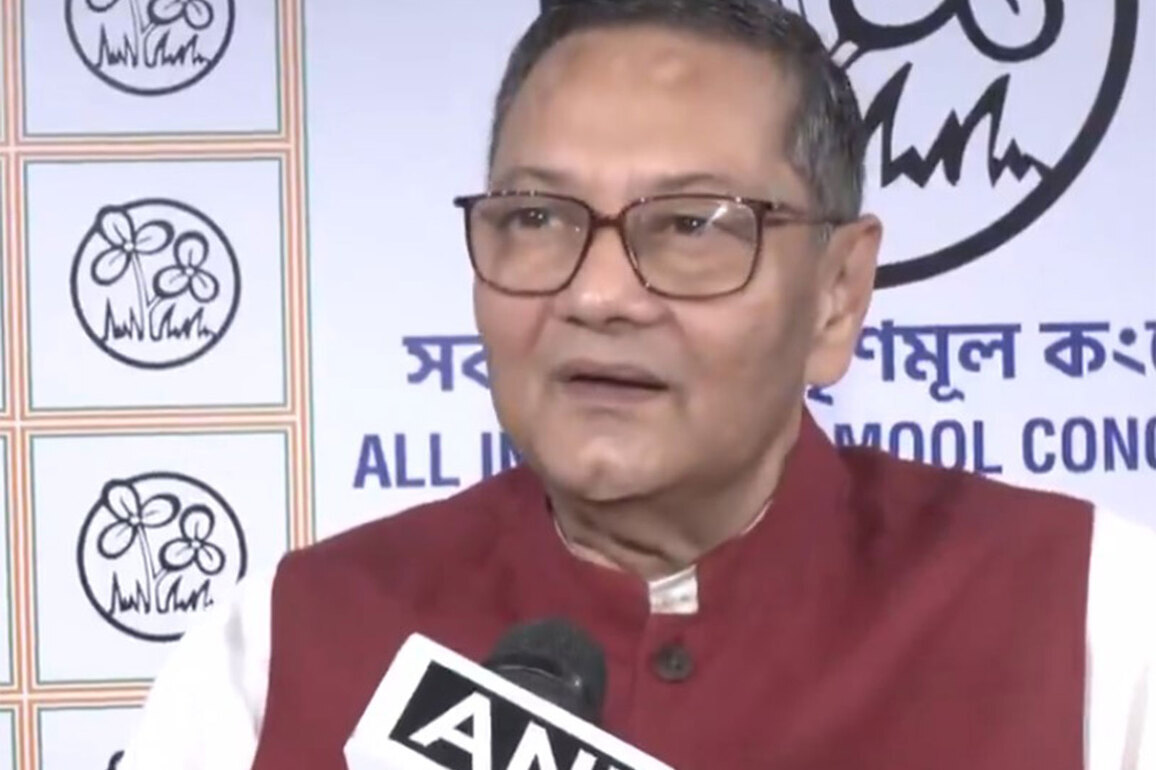 "BJP's one-point agenda to divide and rule": Netaji's grandnephew Chandra Kumar Bose after joining TMC
