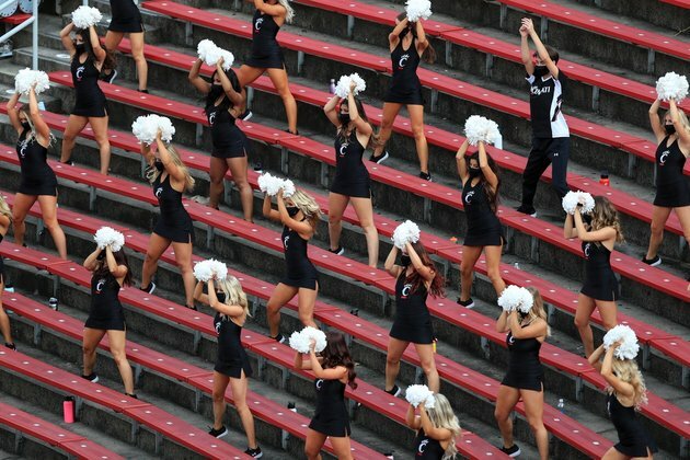 South Florida returns to action at No. 15 Cincinnati