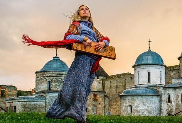 Gusli, the oldest and most Russian musical instrument