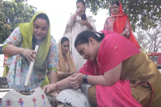 United in crisis: Jammu's "Ram Rasoi" emerges as symbol of community strength