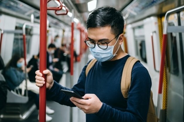 Asian markets mixed as virus surges in US, Europe