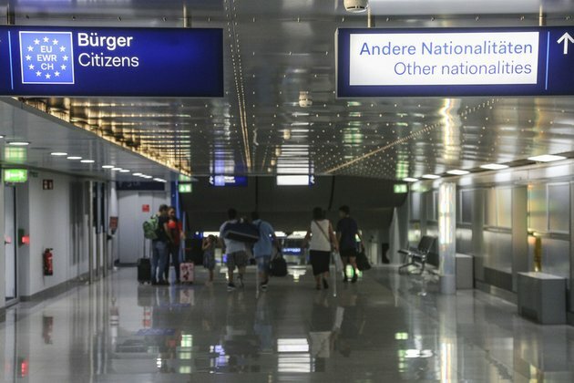 Russians should apply for visas in Russia EU
