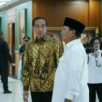 Abolisi dan amnesti: Sinyal Prabowo lepas dari bayang-bayang Jokowi?