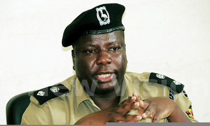 News summary: Police hunt for suspected kidnappers News summary: Police hunt for suspected kidnappers