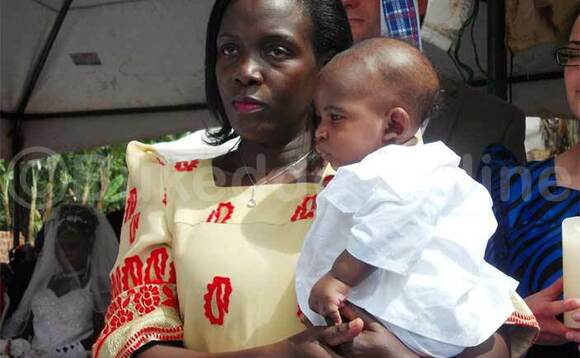 Annette Kaweesi n'omwana Andrew Felix Kaweesi Jr abatiziddwa Annette Kaweesi n'omwana Andrew Felix Kaweesi Jr abatiziddwa