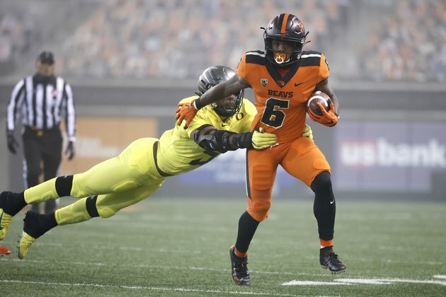 Oregon State stuns No. 9 Oregon in final minute