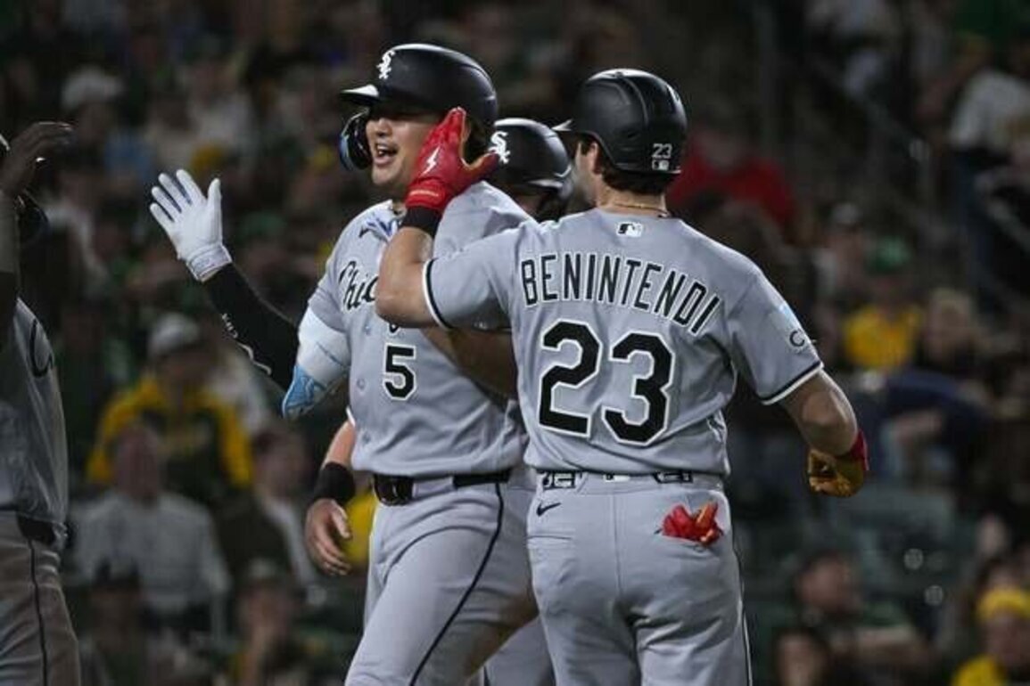Munetaka Murakami wallops slam as White Sox rout A's