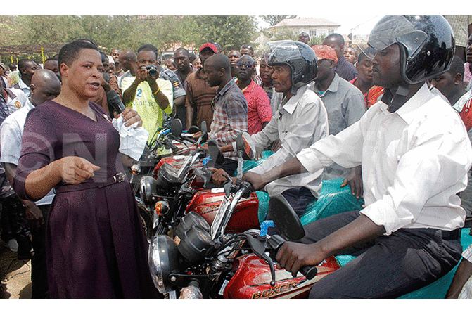 Museveni donates sh200m, motorcycles to Rwenzururu widows, orphans Museveni donates sh200m, motorcycles to Rwenzururu widows, orphans