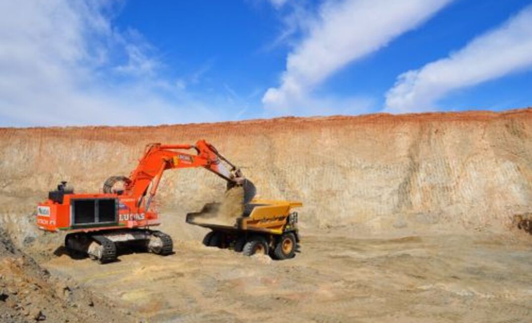 Previous mining at White Dam