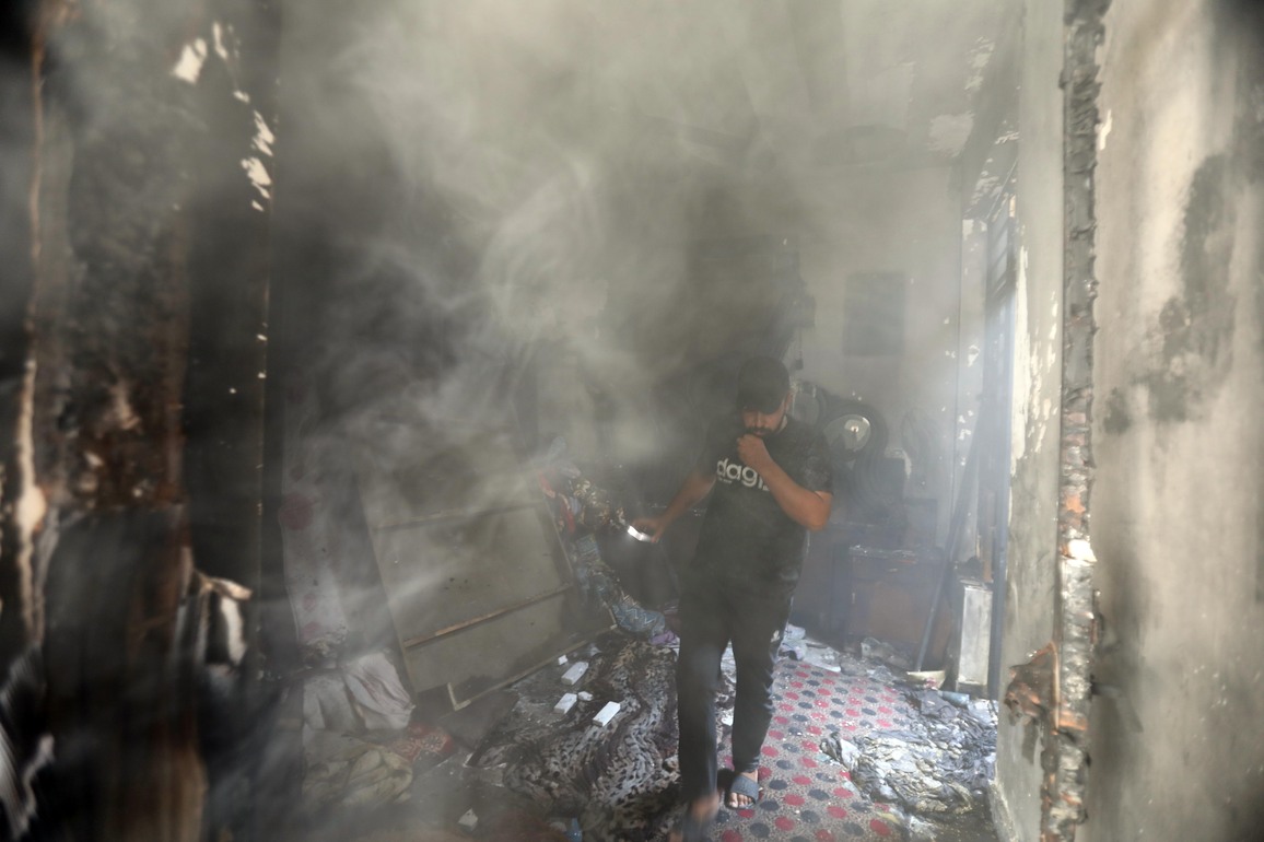 IRAQ-BAGHDAD-CIVILIAN HOUSE-FIRE