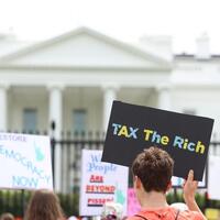 Trump's tariff, trade deals come under fire from experts at home, abroad