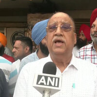 Punjab chemists threaten mass shutdown over online pharmacies, spurious drugs