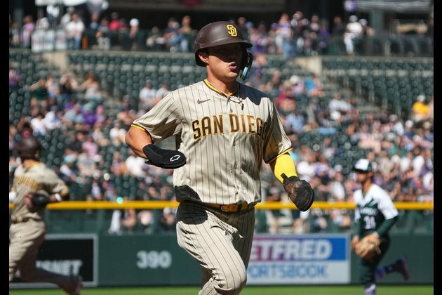 Manny Machado helps Padres torch Rockies