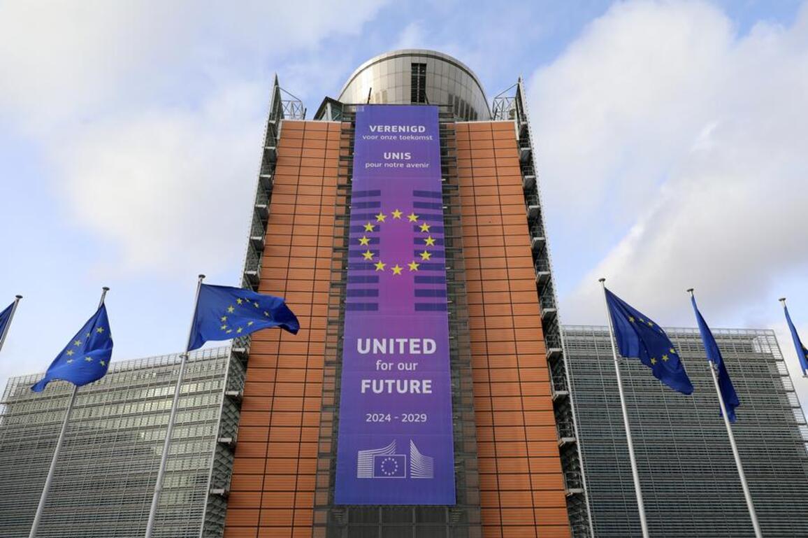Interview: Spanish economist says EU gains little from new tariff deal with U.S.