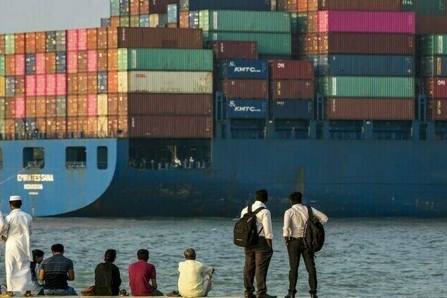 Indias exports reach record high