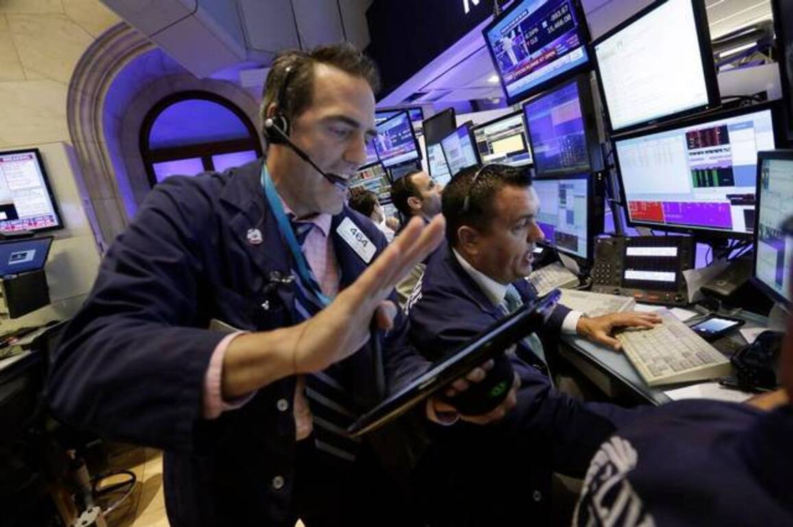 U.S. stock markets dip on nervousness over Fed
