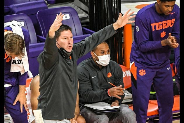Familiar coaches square off when Clemson hosts Boston College