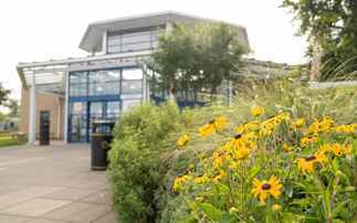 North Cheshire and Mersey NHS Foundation Trust to install new solar arrays