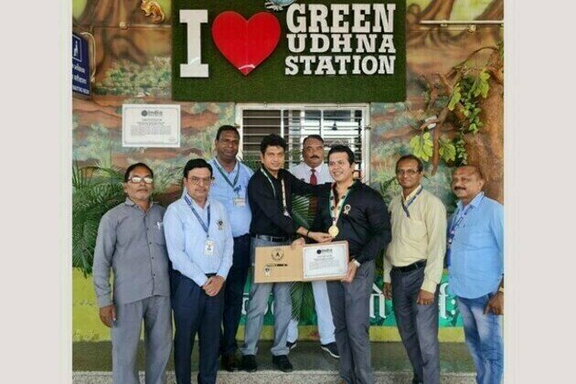 Udhna Railway station adopted by Green Man Viral Desai enters the India Book of Records as a unique Green Railway station