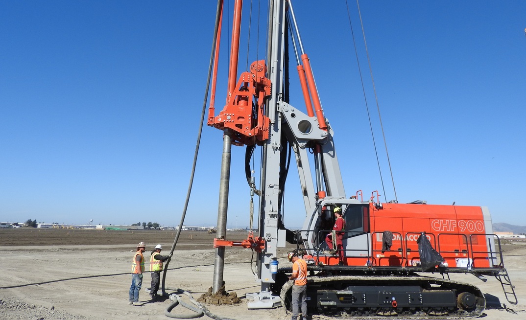 A Comacchio CHF 900 rig made its US debut creating the foundations for Amazon’s Project Goat in Salinas, California