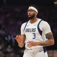 Report: Mavericks trade Anthony Davis to Wizards