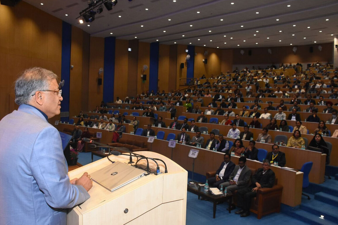 ECI briefs Central Observers to be deployed for forthcoming assembly elections